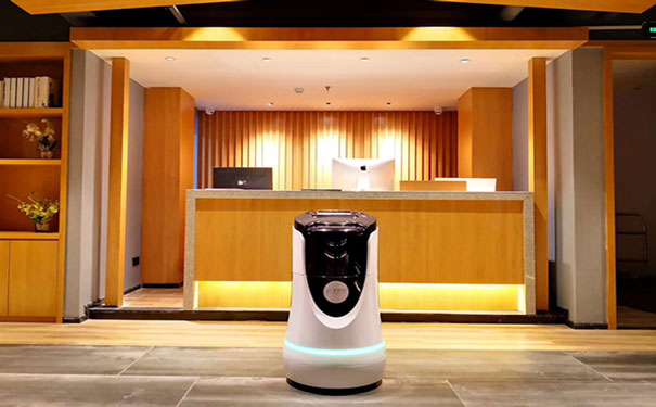 服务机器人怎么帮助政务大厅实现智慧化转型