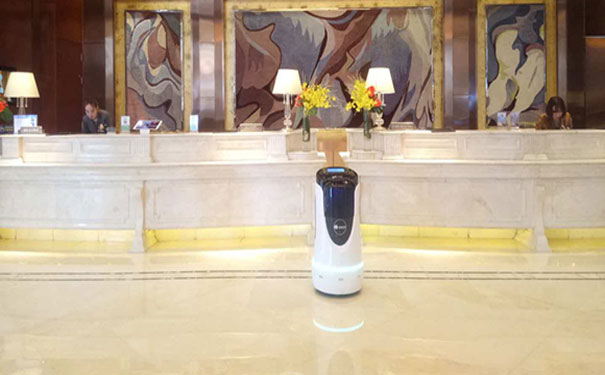 智能机器人如何帮助酒店减人工成本